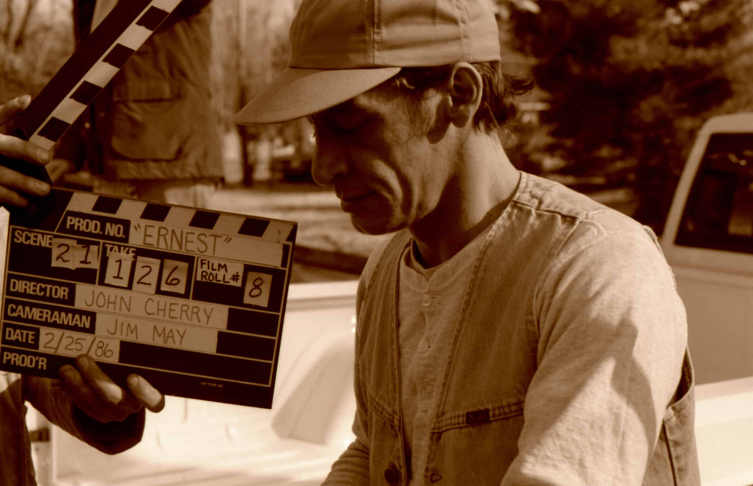 Jim Varney as Ernest P. Worrell, on set shooting a commercial circa 1986. Jim Varney as Ernest P. Worrell, on set shooting a commercial circa 1986.